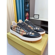 Burberry Low Shoes